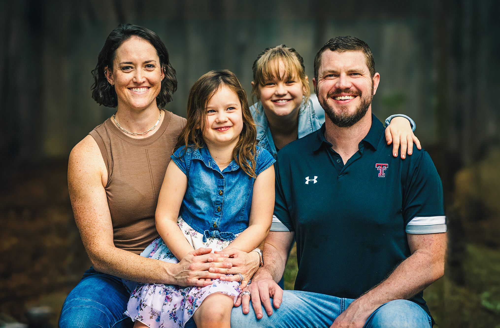 Read more about the article 6 Tips to Prepare for Your Family Portrait Session